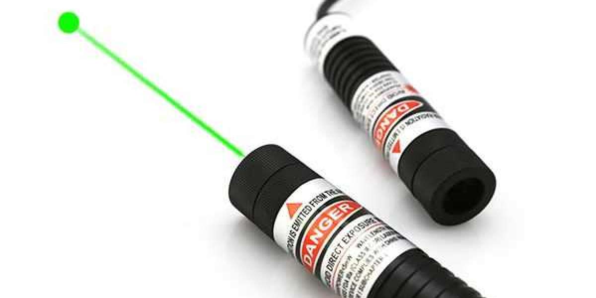 Adjustable focus lens Berlinlasers 532nm green laser diode module review