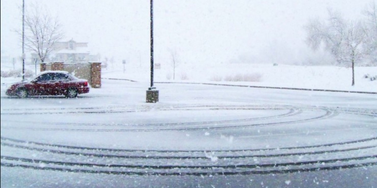 Winter Prep: Roof Snow Removal and Residential Snow Removal Tips